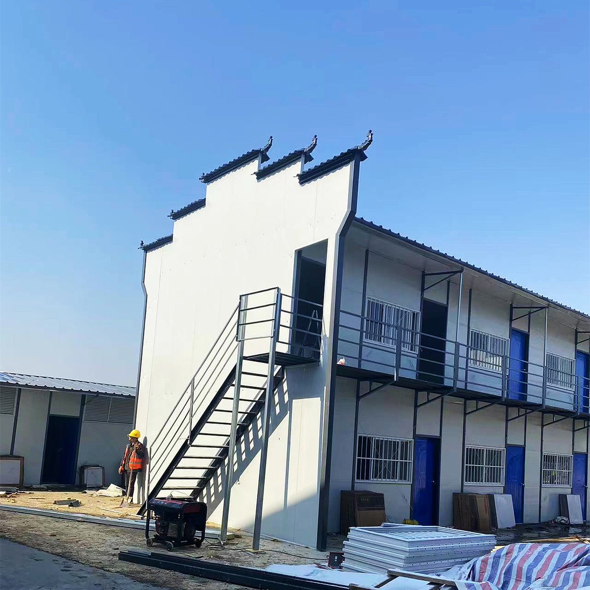 双层活动板房 施工中